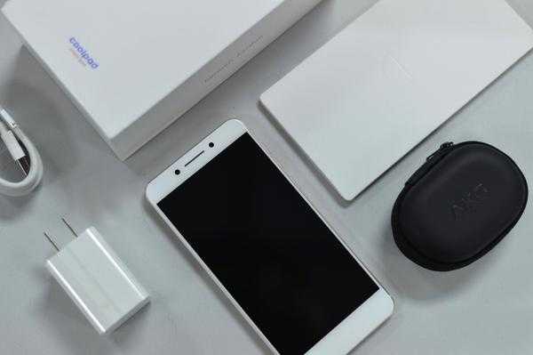 酷派s1旗舰版,酷派s1用什么系统