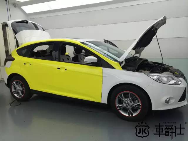 常州经典福克斯两厢改色膜,22款福克斯两厢st-line改色