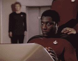 捡肥皂用怎样的姿势才能避免被好基友掰弯？