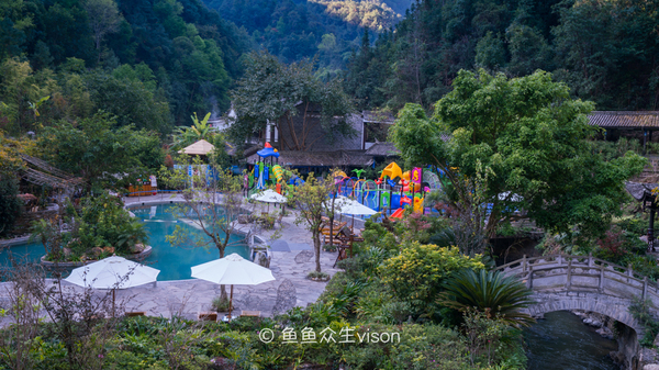 腾冲热海泡温泉旅游攻略,踏上腾冲温泉之旅享受泡汤的美好