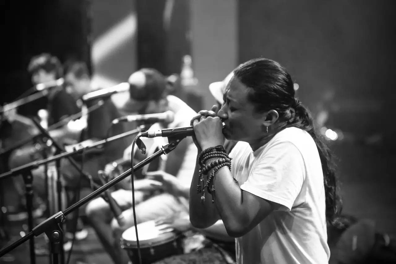 此地人｜二线好青年，“陕普”歌手会的多——马飞