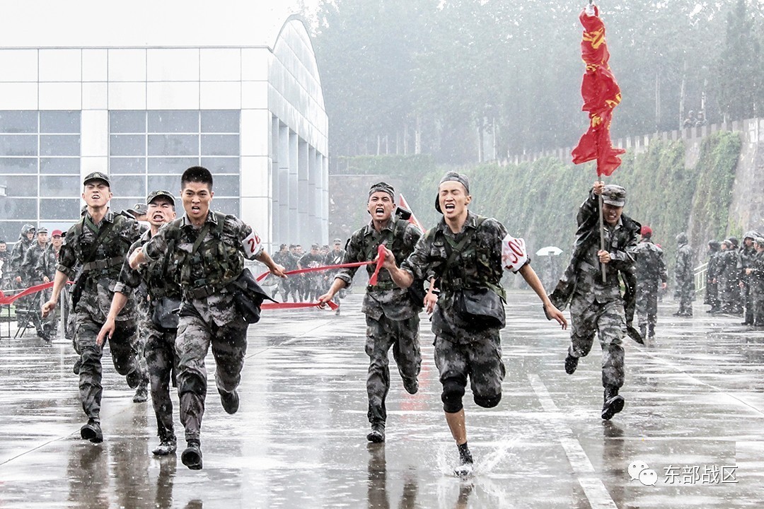 大学生参军吃苦不,参军是人生的机会吗