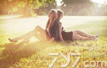 晒太阳皮肤痒怎么回事,晒太阳晒的皮肤瘙痒怎么回事