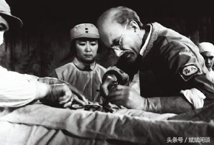 富人得病可以保命，穷人得病却要面对死亡，白求恩是怎么做的？