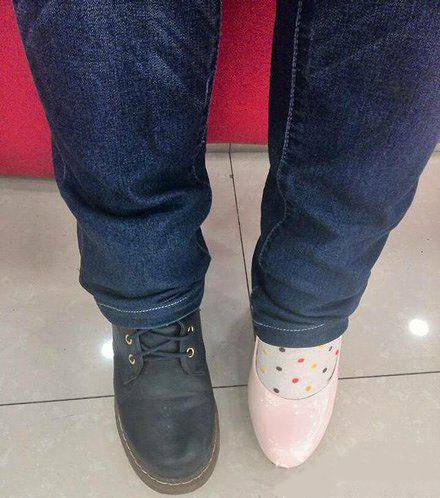 这哥们的自行车如此拉风，你知道是多少钱买来的吗？