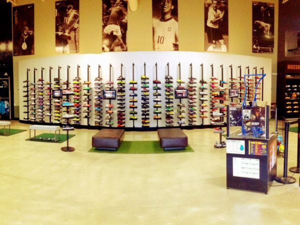 大童足球鞋怎么选购,足球鞋选购技巧及指南