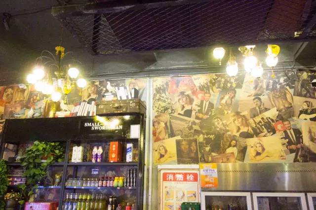 铁板鸭肠10元40串串,鸭肠1块钱