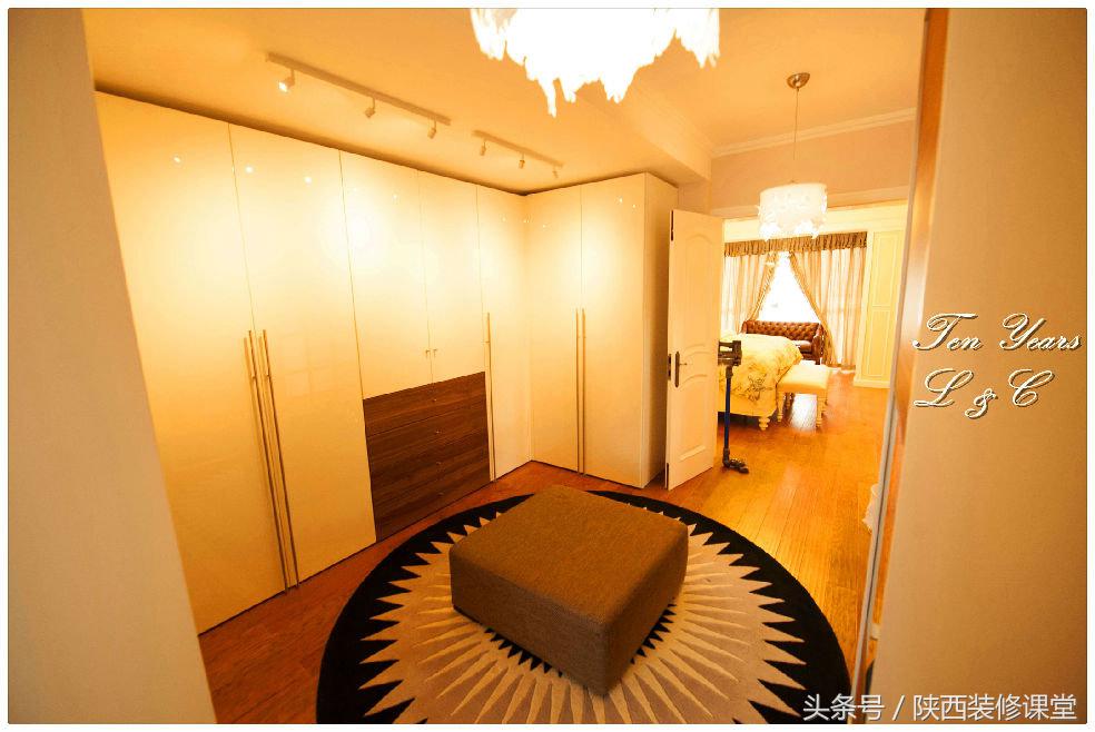 结婚已经十年，十年给老婆的礼物就是这套不大不小的房子