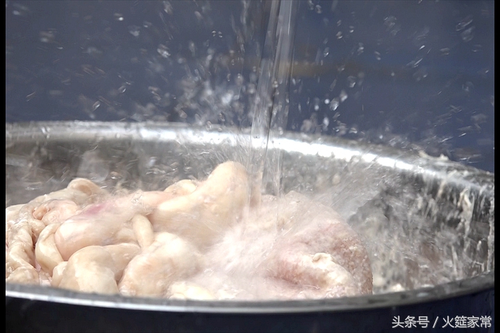 羊肉炖汤最正确做法,冬季羊肉滋补汤的做法大全