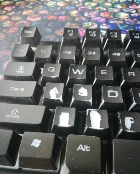 逗逼先僧：讽刺那些老发自拍瞎逼逼的女神，搞笑图片合集22