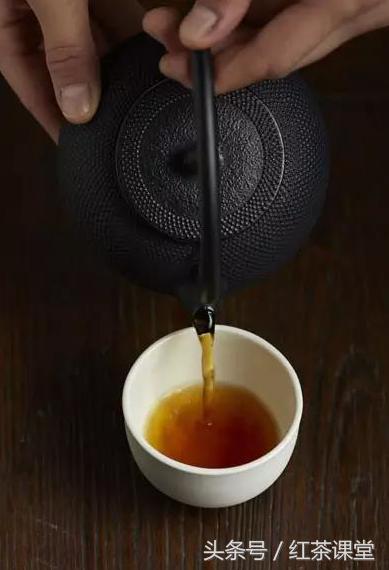 女性冬天喝些什么茶是最好的,女性冬天喝什么茶暖身最好