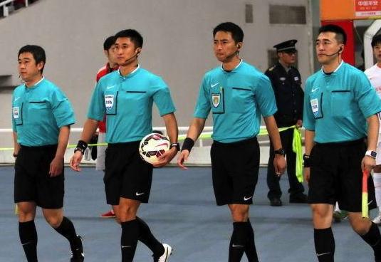 足球裁判没圈子真的没用吗,足球裁判不公平谁管裁判