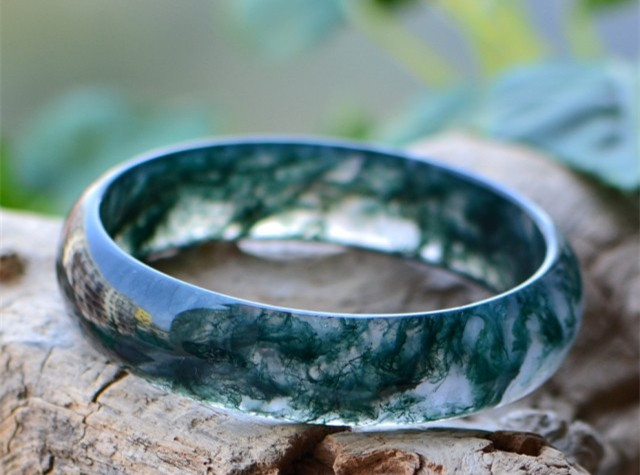 水草种类的一些科普你认识哪几种,水草玛瑙价格一般多少钱