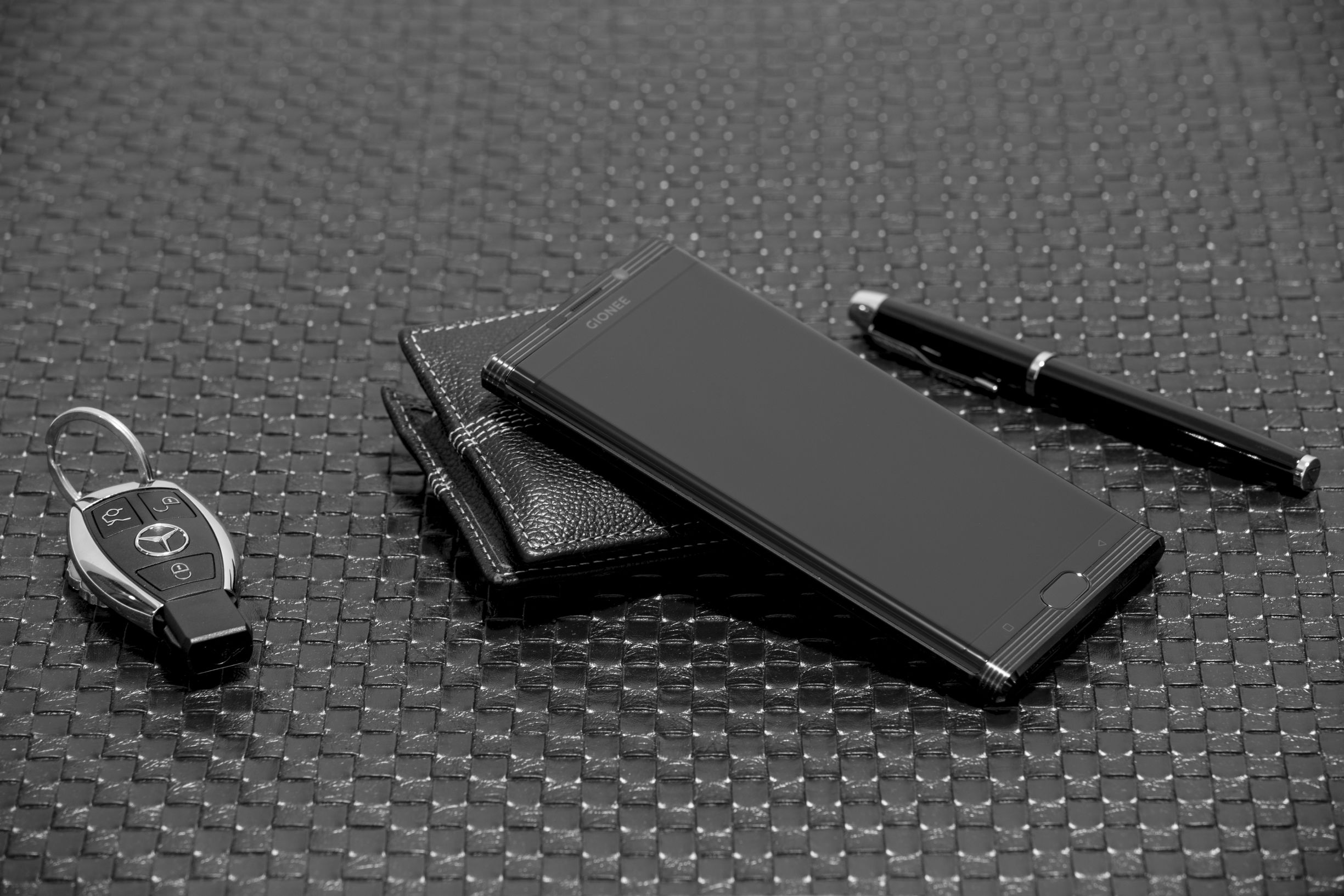 金立m2017手机开箱,金立m2017开箱视频上手