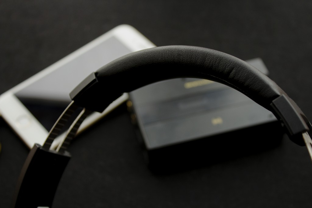 铁三角耳机ws550,铁三角ws55x属于什么档次的耳机