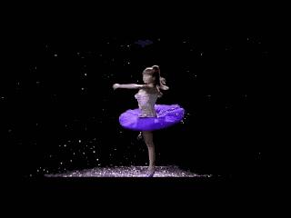 36岁蔡依林身价上百亿,蔡依林与锦荣六年爱情马拉松