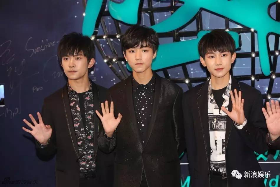 林心如公开秀恩爱是怎么回事,林心如晒清凉戏水照