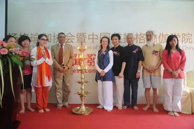 超全瑜伽小人绘画,瑜伽小人绘画技巧视频