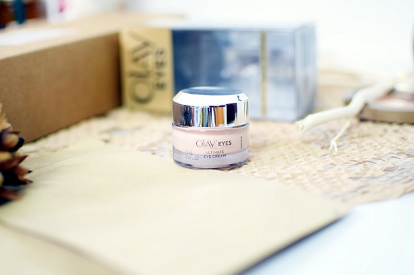 olay水沁晶采光感精华霜,olay眼部精华霜