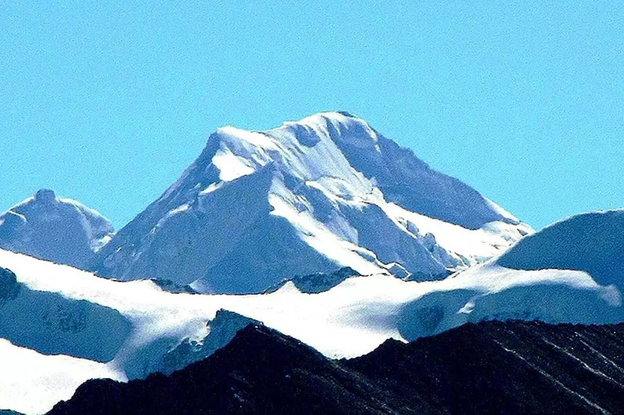 被打破的攀岩世界纪录,盘点至今未被登顶的山峰