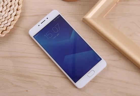 22年1000元左右的性价比手机排行,2015千元智能手机排行榜