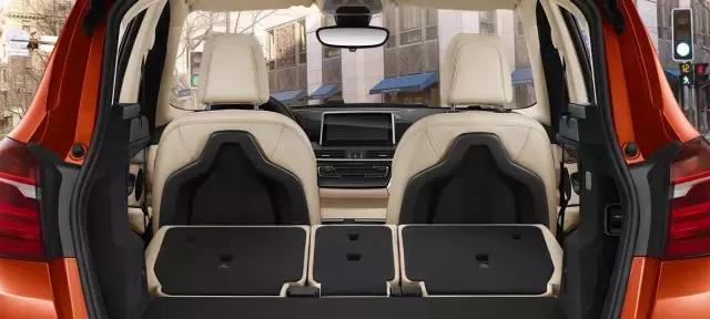 奔驰b200和宝马2系旅行车选哪个,宝马2系旅行车2016款218i运动