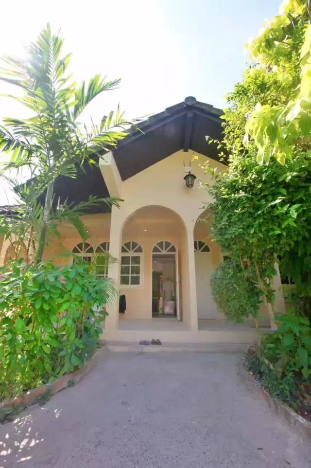 四川帅大叔暴改普吉岛民宿,用时4个月他活出了你最羡慕的样子