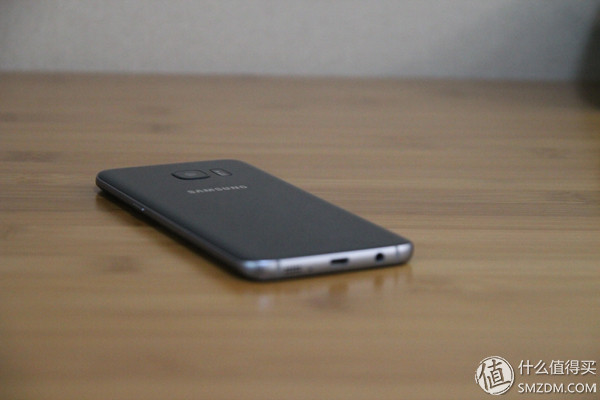 三星s7edge2021年用还行不,三星s7edge还能玩几年