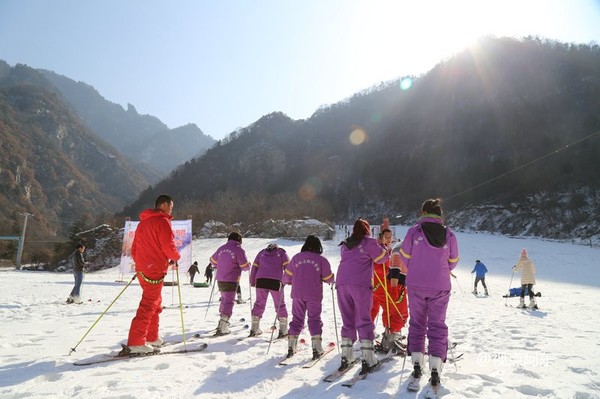 沣峪庄园滑雪,沣峪山庄滑雪