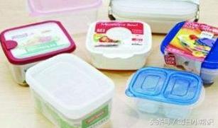 塑料饭盒油腻怎么洗,塑料饭盒味道怎么消除
