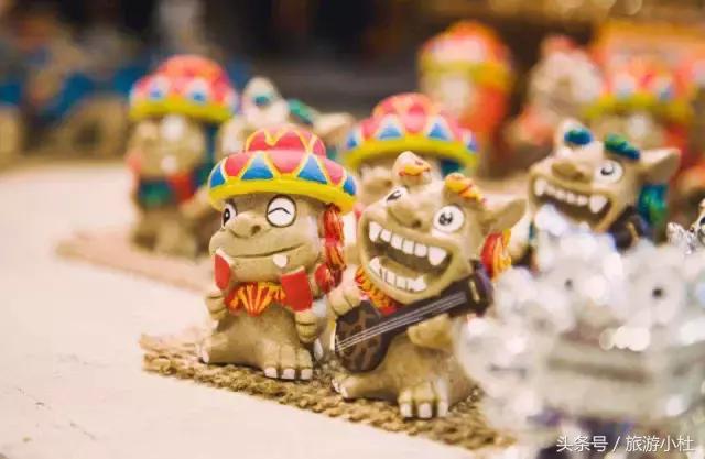 鐞夌悆涔嬭摑鎭嬫垬鍐茬怀,鎭嬫垬鍐茬怀铚滄湀涔嬫梾