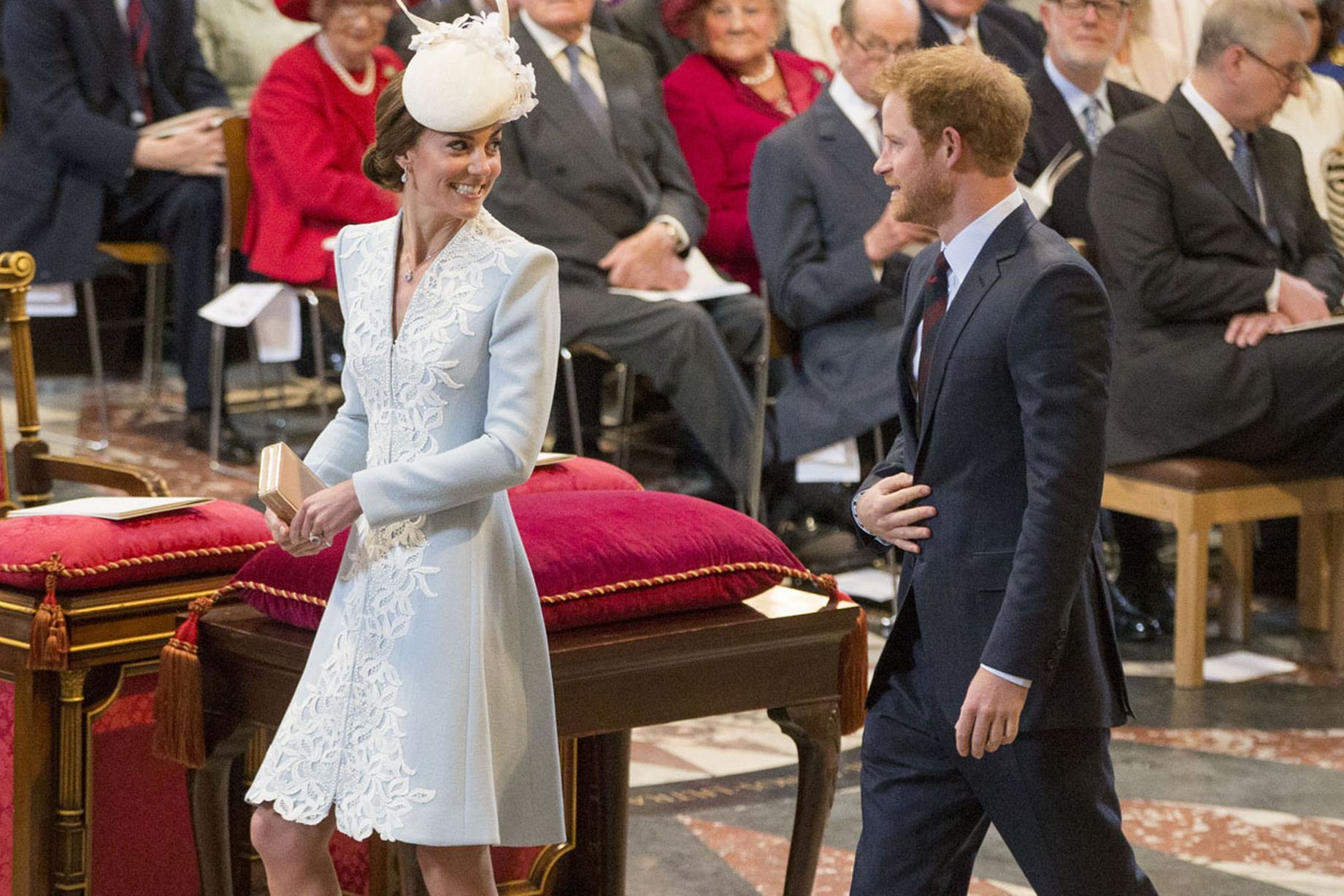 凯特王妃6件套,凯特王妃11套白色礼服