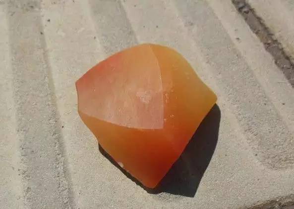 金丝玉值得收藏吗,金丝玉最具收藏价值的品种是哪种