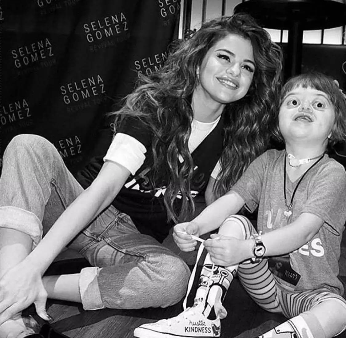 刷屏ins的10款小众口红,低饱和度口红推荐ins