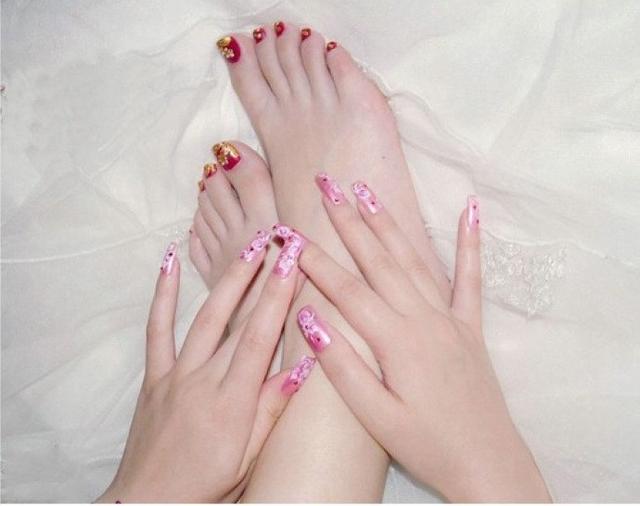 美甲创意霸气,脚指甲美甲2021款显白春夏季