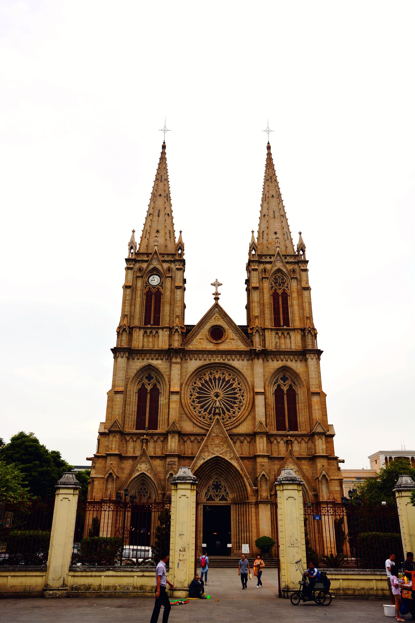 广州地铁全线著名景点总攻略,广州地铁景点线路图