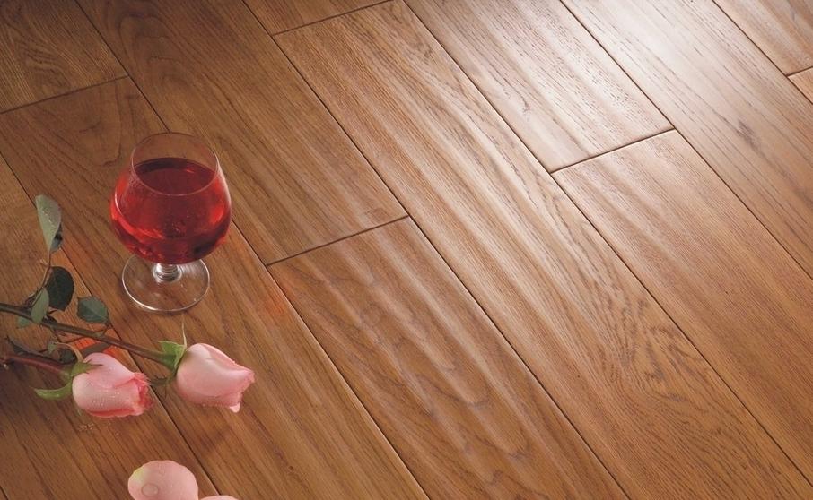 强化地板的优缺点,实木地板怎么打扫最干净