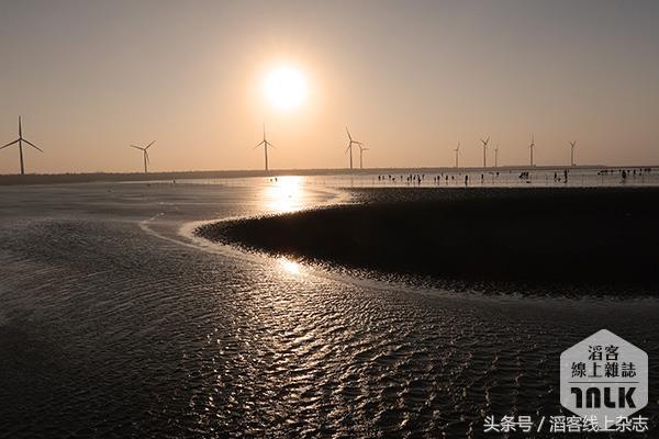 夕阳下的湿地美景,冬日下的湿地公园美如画