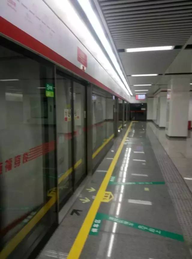 记者体验地铁,福州地铁开通运营