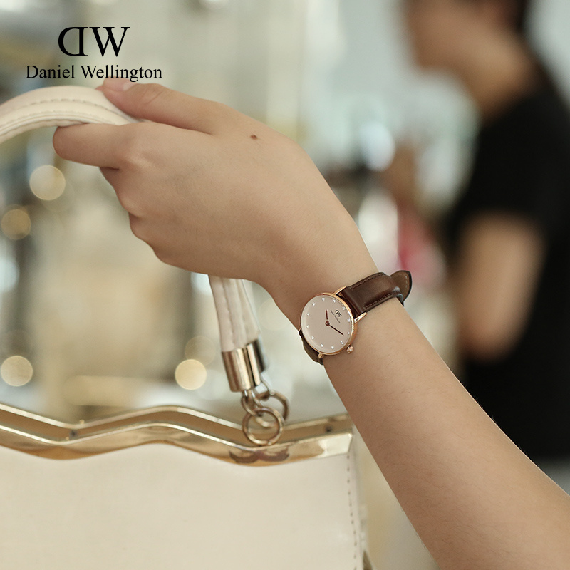 dw手表哪个颜色比较热门,dw手表到底值不值得入手