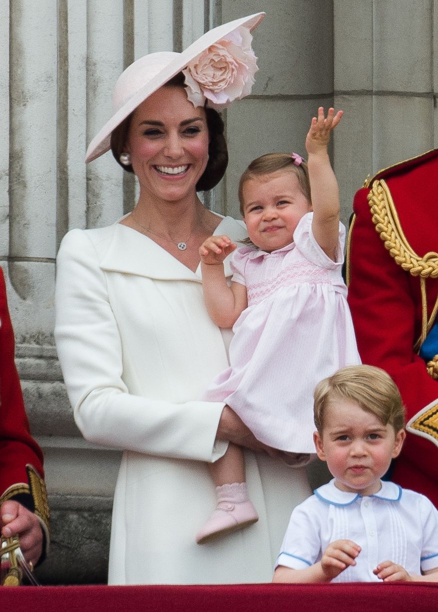 凯特王妃6件套,凯特王妃11套白色礼服