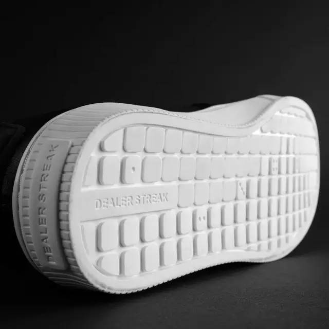 匠人匠心DealerStreak，经得起放大镜检验的潮牌