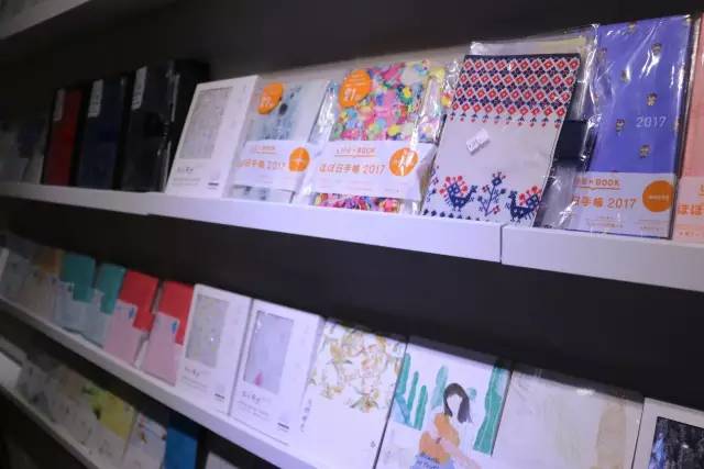 天津大悦城主题街区,天津和平大悦城复古街