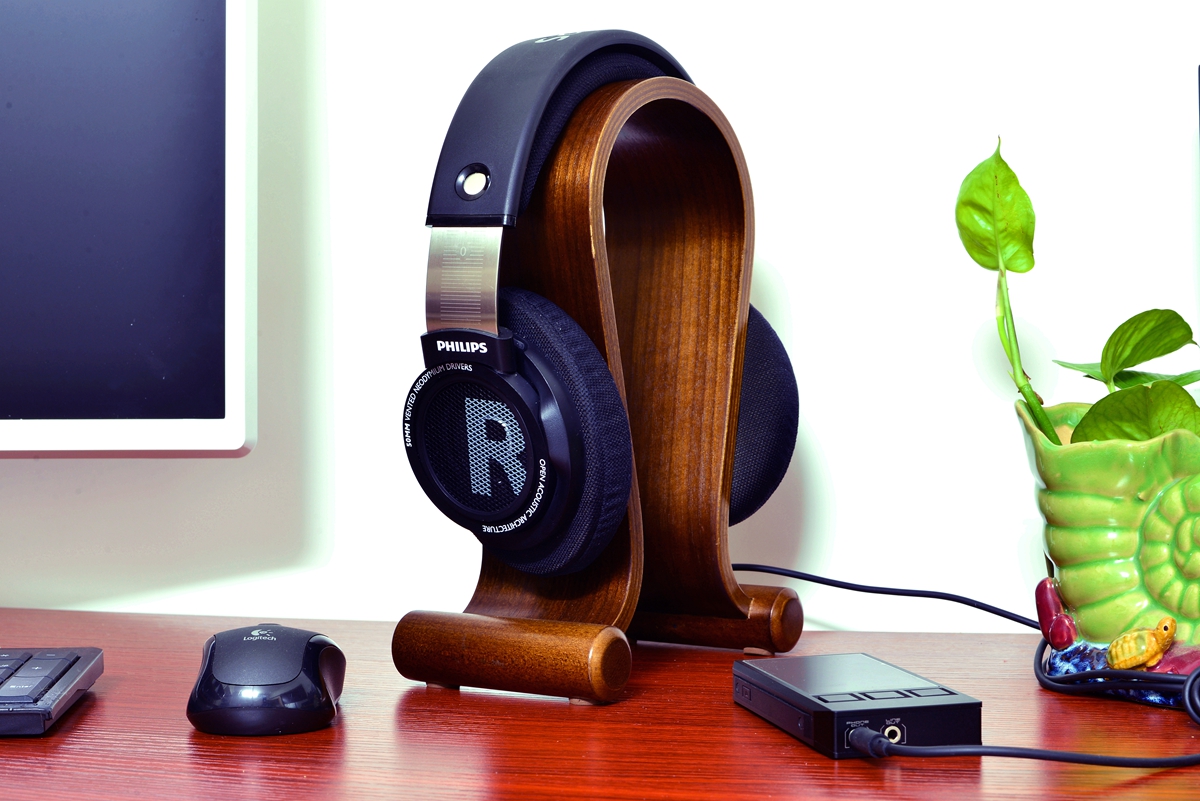 未到年二十八就扫除,晒一下我书房用的主力电脑