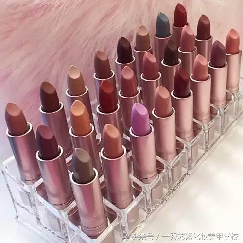 一套化妆品2800贵吗,化妆品贵的和便宜的区别