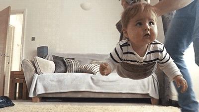 宝物优测：洗澡水刺激眼睛，宝宝大哭怎么办？