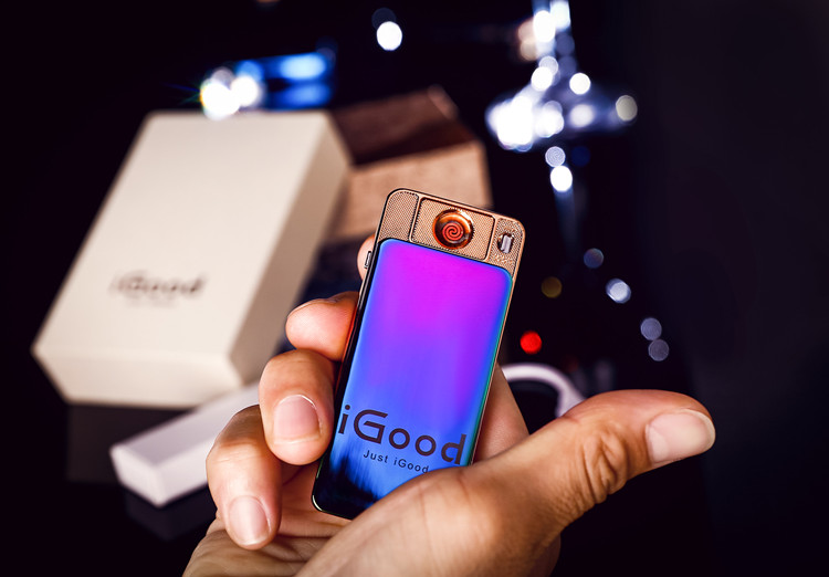 现代时尚成功潮男的三大件，新年回家你真的配备齐了吗？