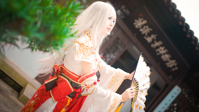 天涯明月刀游戏白发美图,天涯明月刀沧海烟霞时装