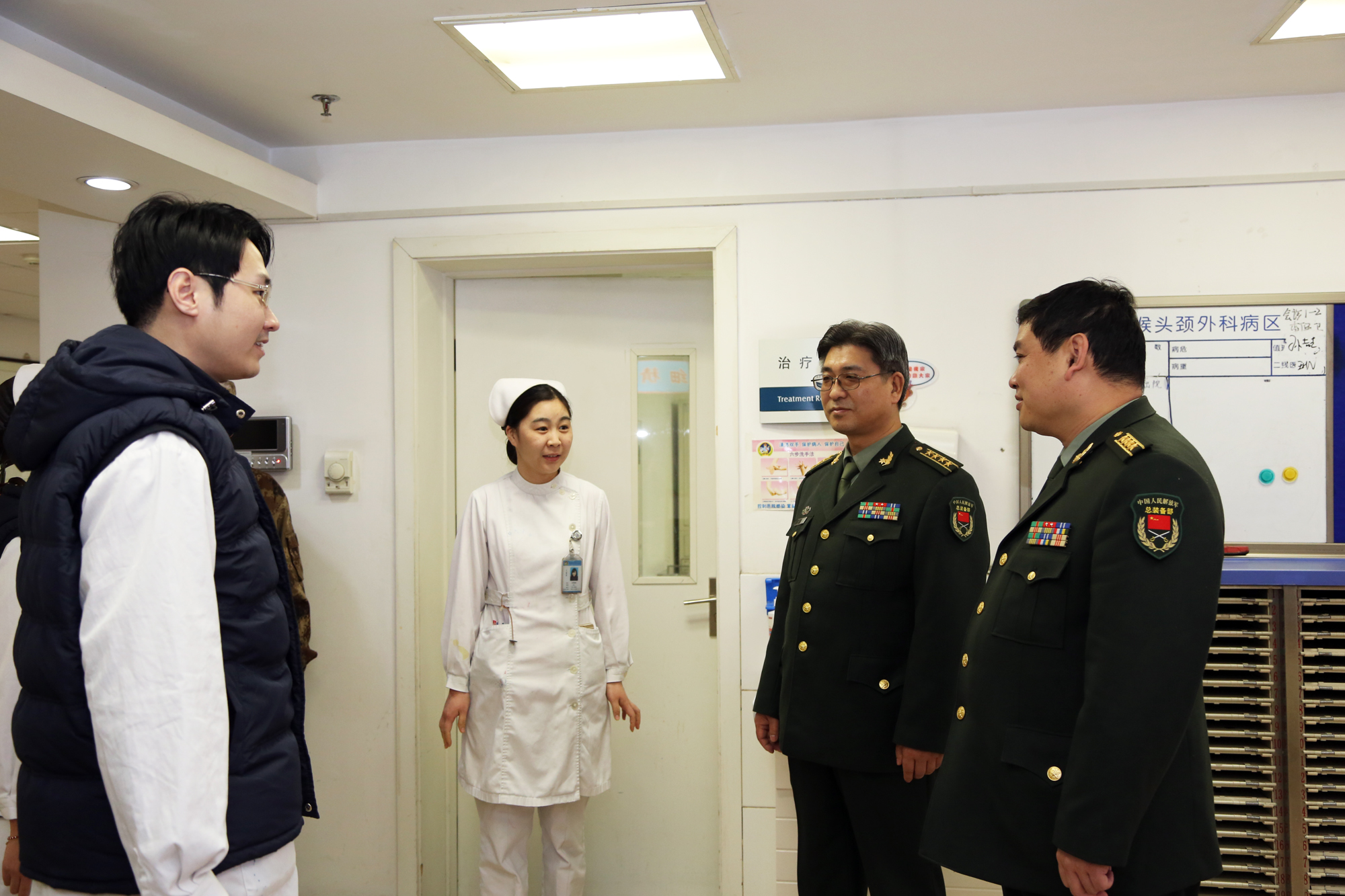 解放军306医院除夕之夜倒计时与正计时