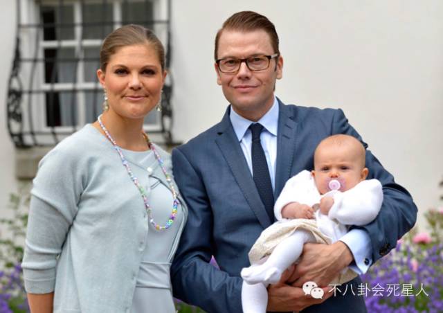 现在还有王子爱上灰姑娘？女招待、女兵、未婚生子戏码不要太多哦